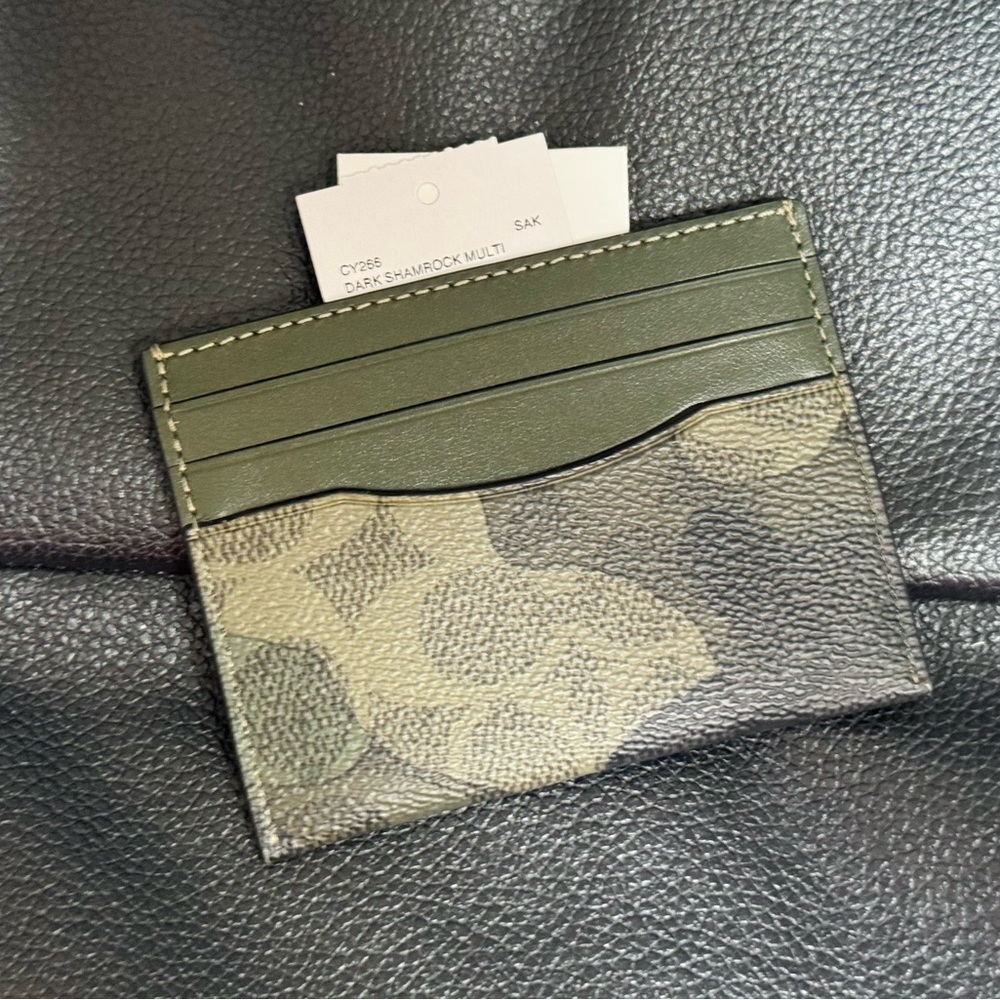 Coach Slim Id Card Case In Signature Camo Print NWT - Picture 3 of 7